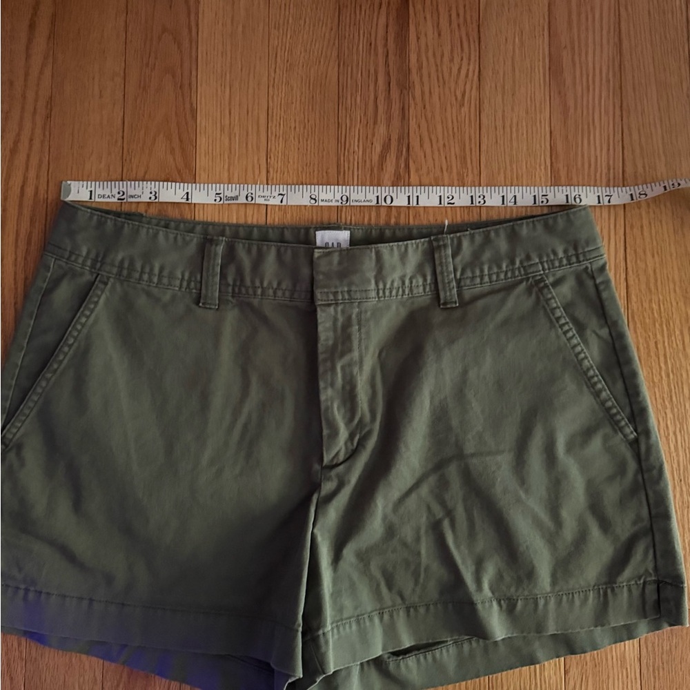 GAP City Shorts 2 pair size 10  97% cotton 3% spandex, olive and light turquoise - Picture 3 of 7